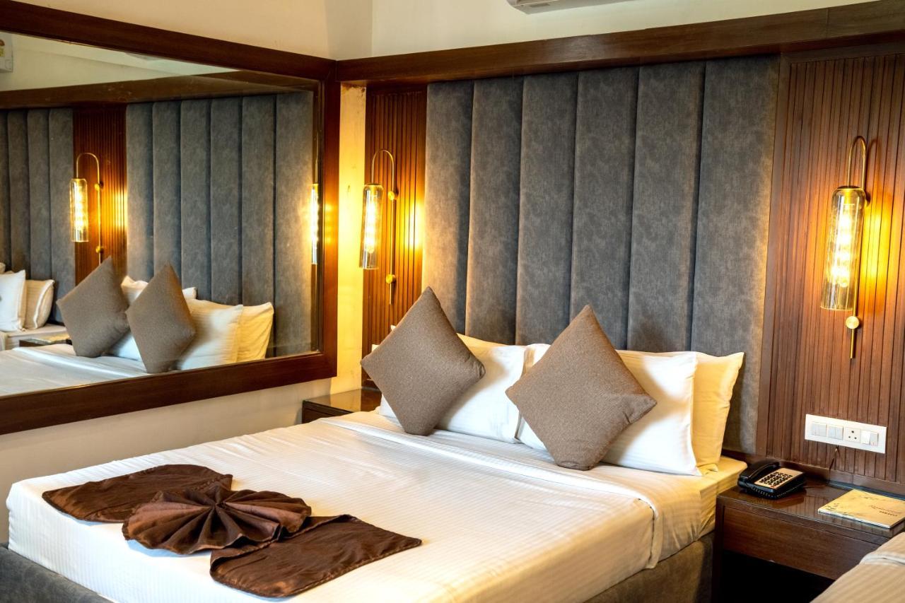 Redwood Resort Panchkula Exterior photo