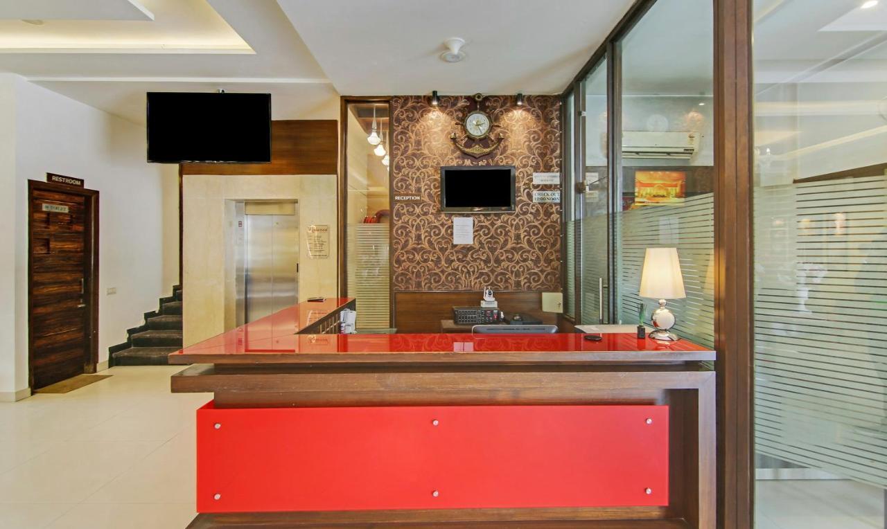Redwood Resort Panchkula Exterior photo
